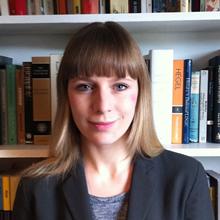 Thumbnail photo of Dr Sophie Edwards