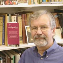 Thumbnail photo of Professor Clive Gamble