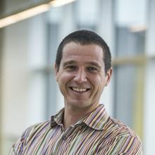 Photo of Dan Aze