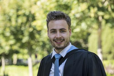 Thomas Van Etten's Photo