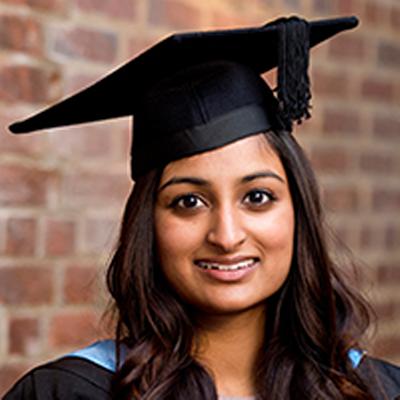 Christina Vinothan's Photo