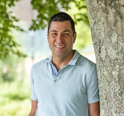 Thumbnail photo of Professor Ali Tavassoli
