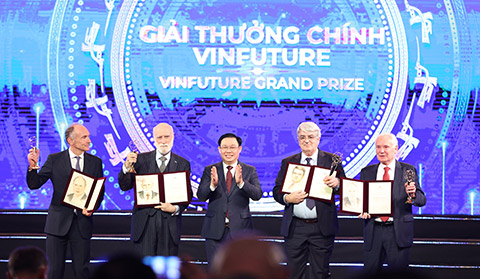 Sir David Payne (far right) with the other prize winners.