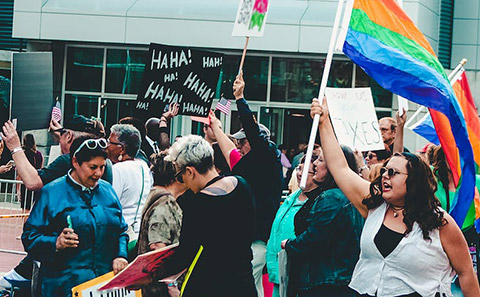 Study Uncovers Link Between Anti-Immigrant Prejudices And Support For ...