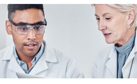 A male and female researcher