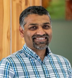 Thumbnail photo of Professor Sumeet Mahajan