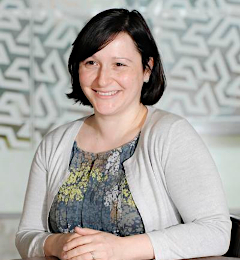 Thumbnail photo of Dr Lynn Calman