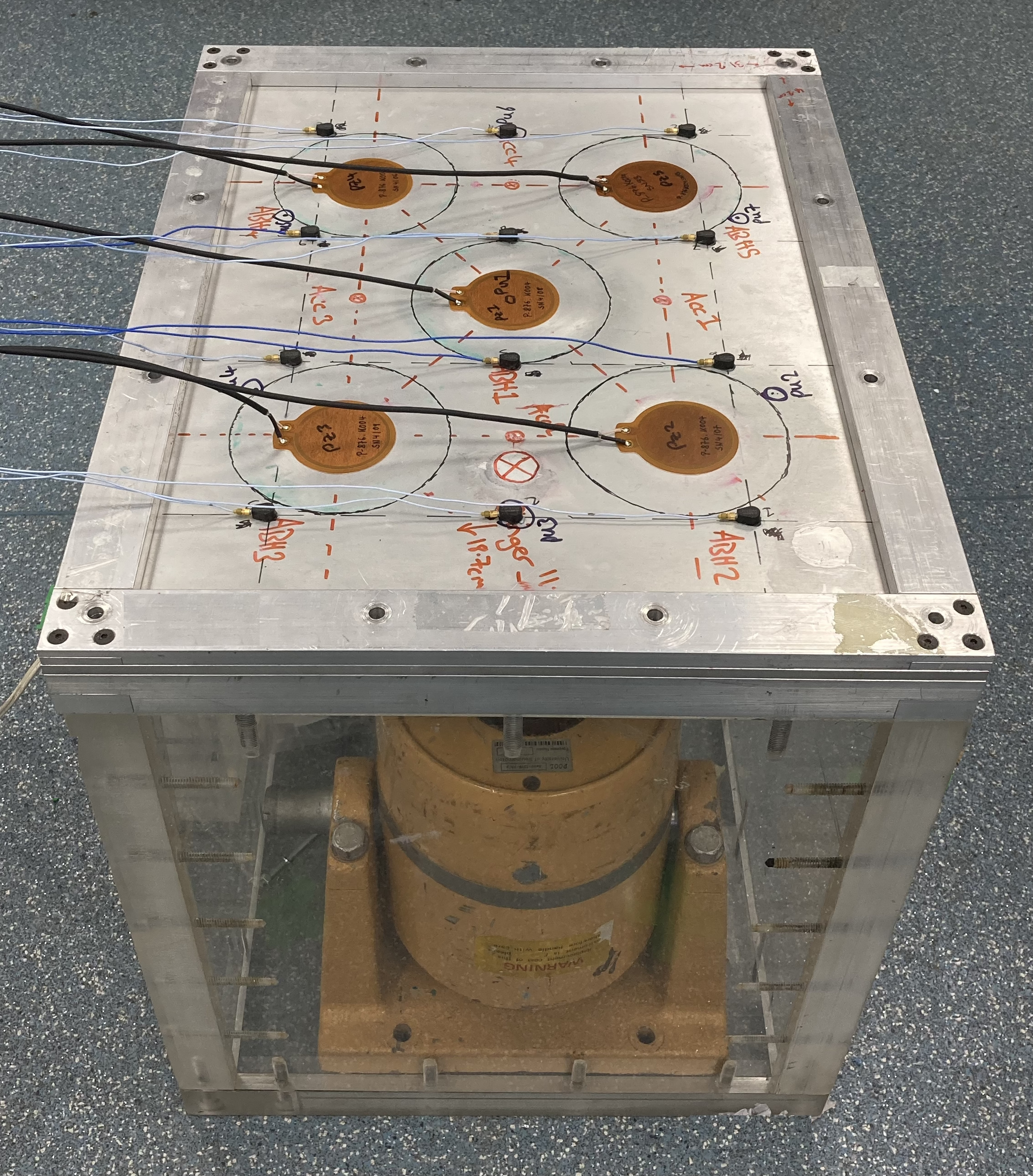 Active Acoustic Black Hole
