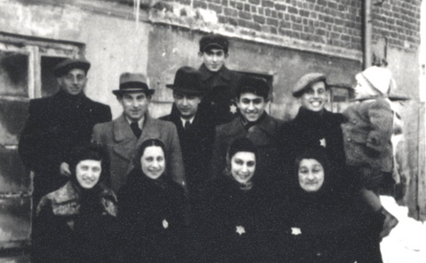 (C) Melbourne Holocaust Museum