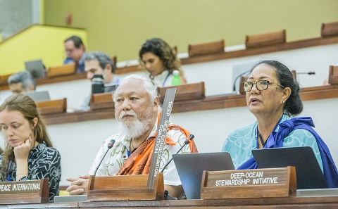 Solomon Kaho‘ohalahala and Hinano Teavai-Murphy