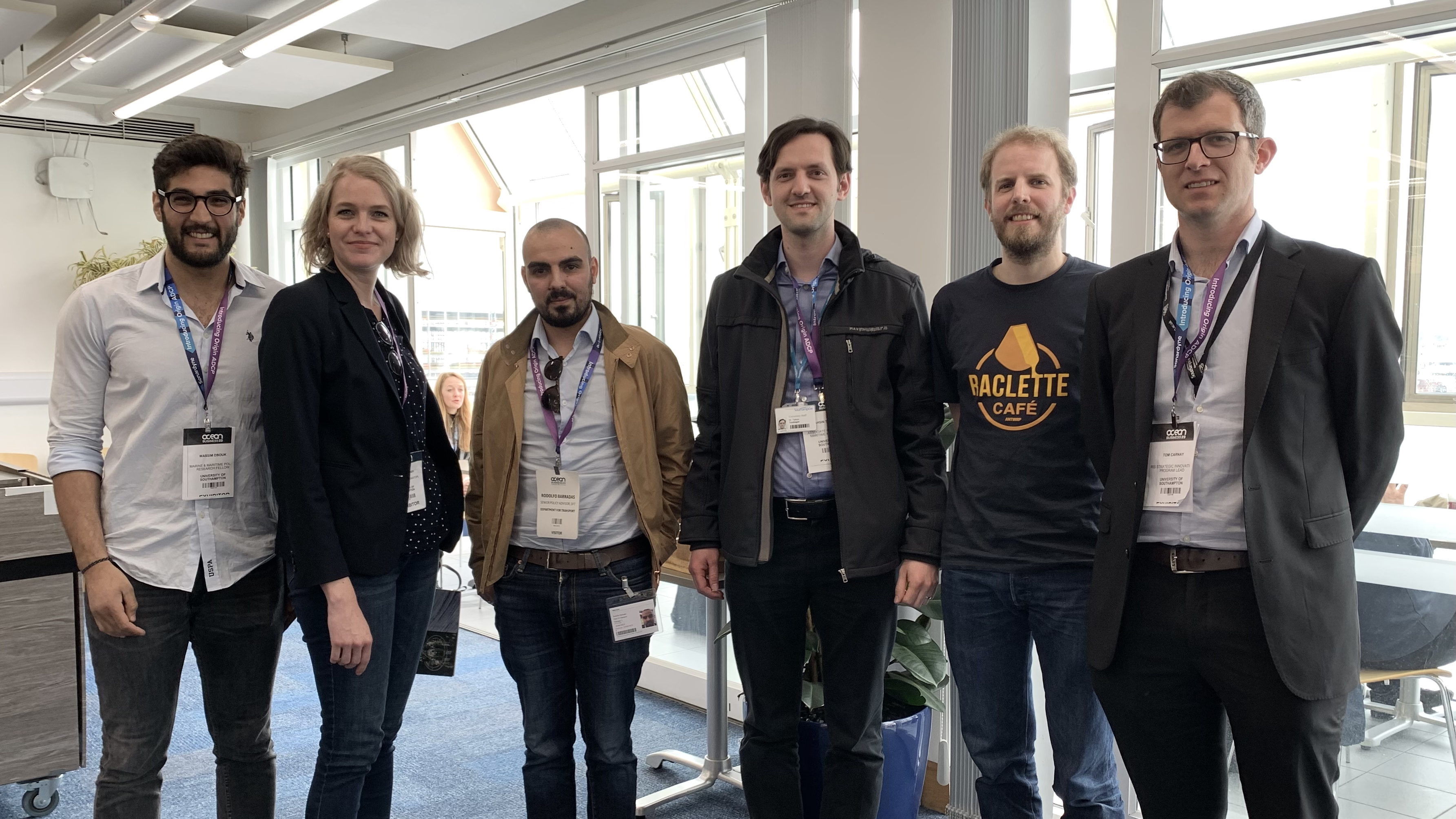 Benjamin Cerfontaine and Rodolfo Barradas meeting members of the SMMI at Ocean Business at NOC