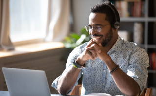 Man speaking to someone online