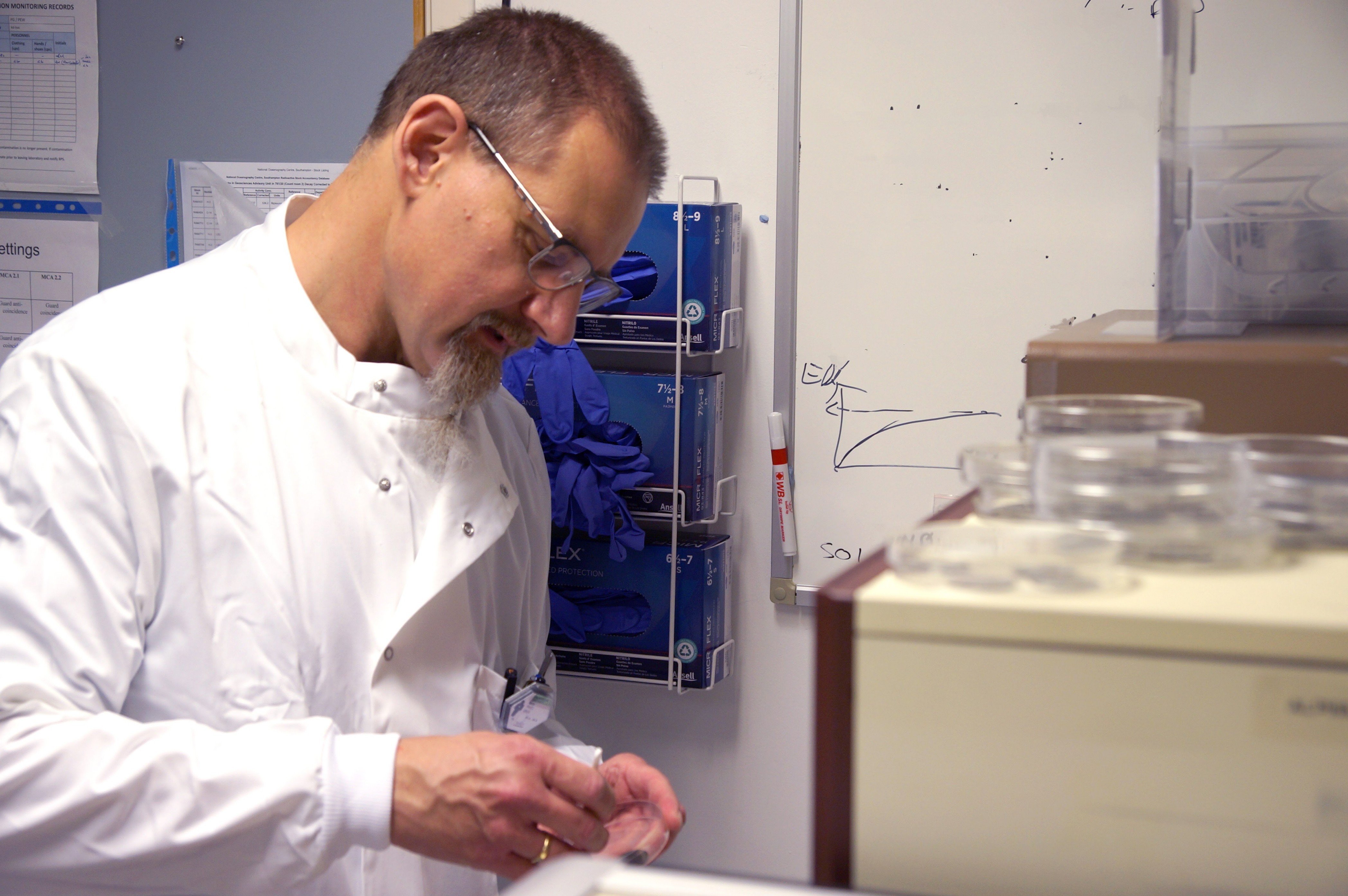 Dr Pawel Gaca conducting tests in the GAU-Radioanalytical laboratory.