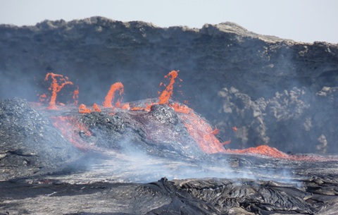 Active lava flows emerging from Erta Ale volcano in Afar, Ethiopia. Credit: Dr Derek Keir, University of Southampton/University of Florence.
