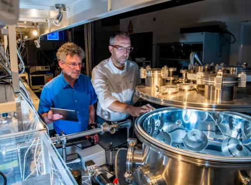 Jeremy Frey and Bill Brockleby observing nanoscale imaging of neurons equipment