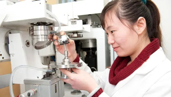 A mechanical engineering researcher