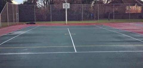 Avenue Campus courts