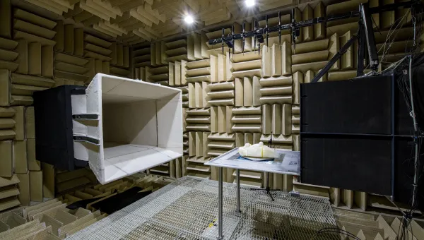 Anechoic wind tunnel in open jet configuration