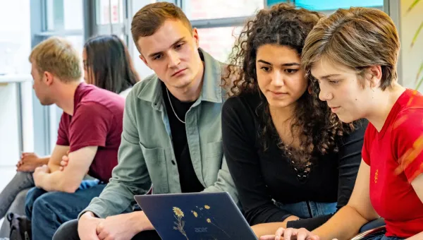 BA Modern Languages (1 Language) and Politics students using a computer