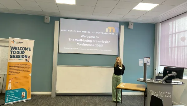 Emma Boxley, Medicine student presenting