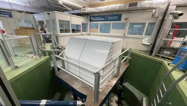 6-axis motion simulator with a cabin on shown from the front