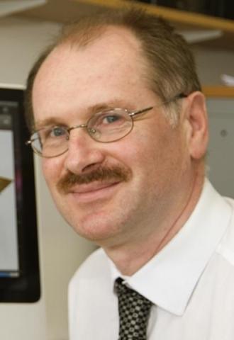 Professor Tim Minshull