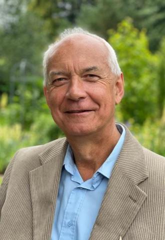 Emeritus Professor Clive Osmond