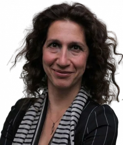 Head and shoulders photo of Dr Tereza Capelos