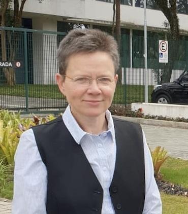 Professor Tracey Newman