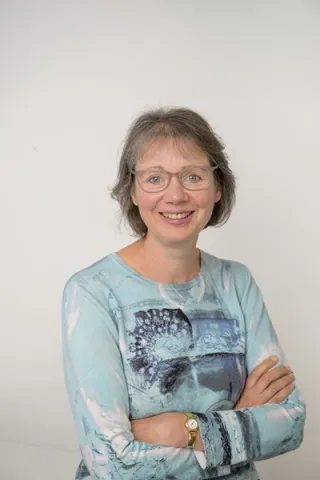 Mrs Angela Cree