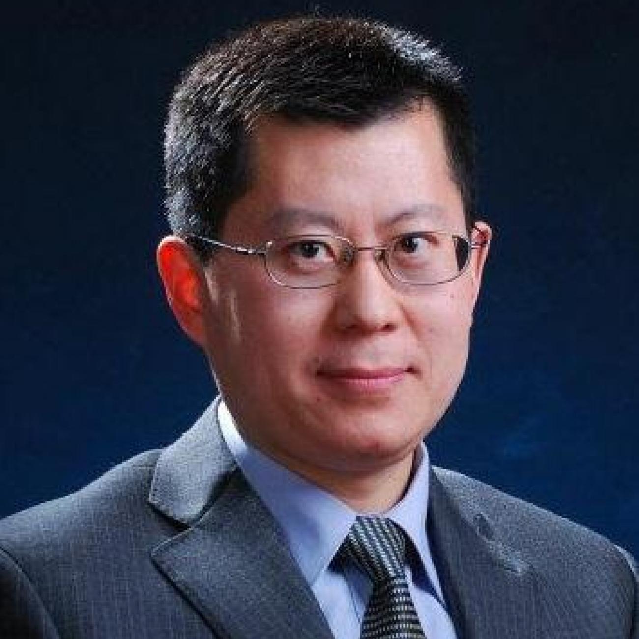 Professor Xize Niu