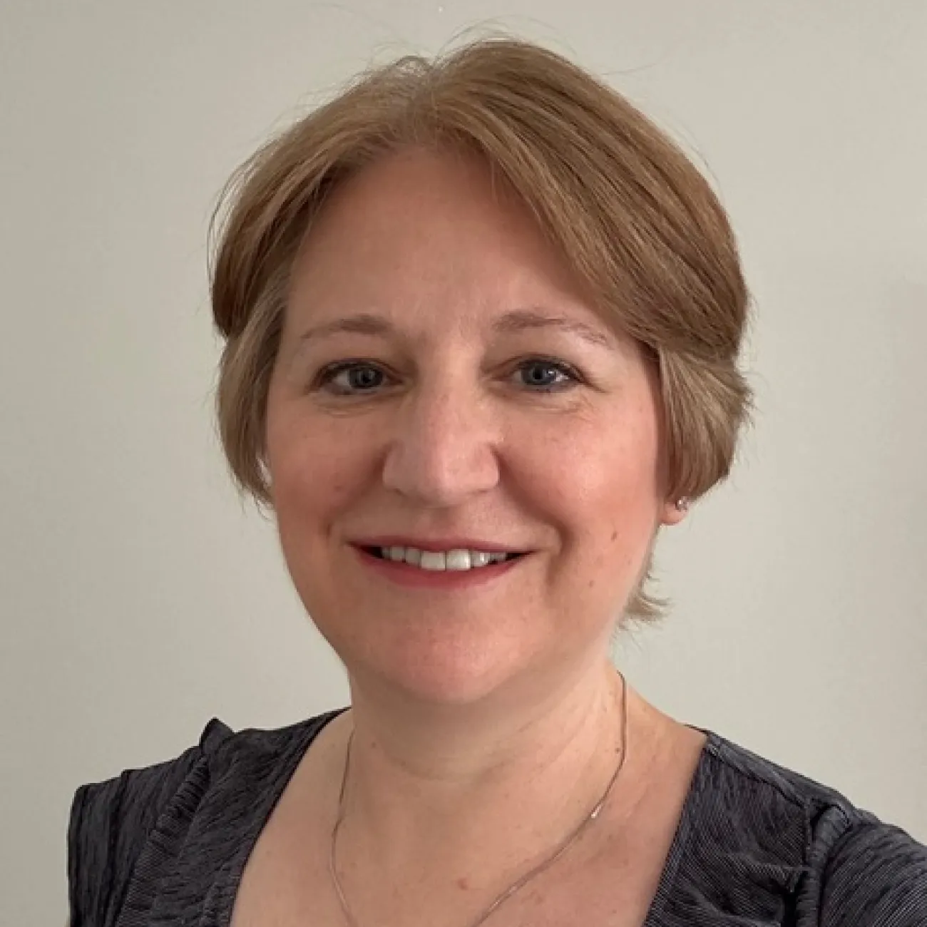 Mrs Carole Dorling