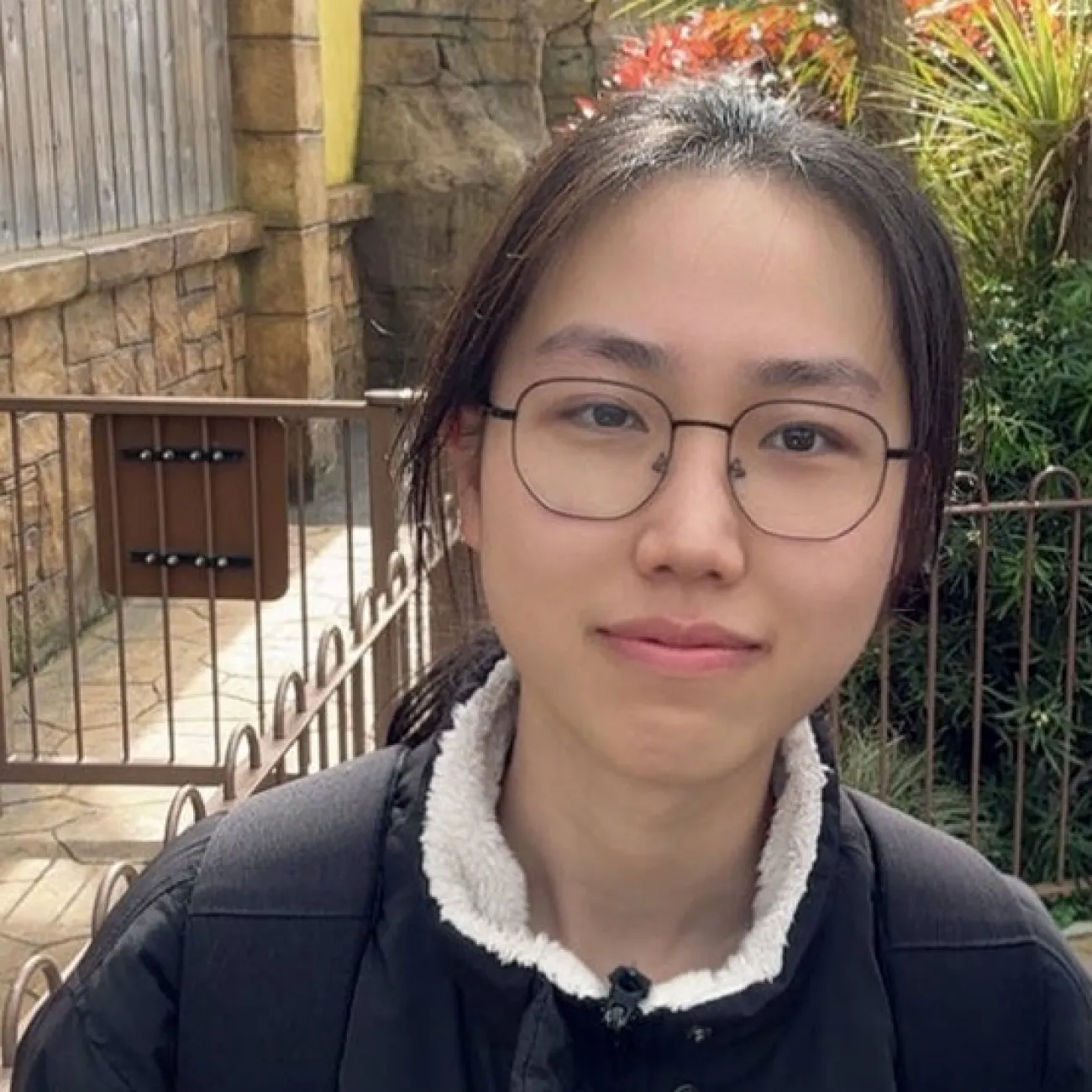 Ms Huahua Lin