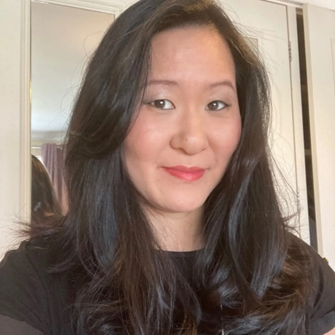 Miss Anna Song