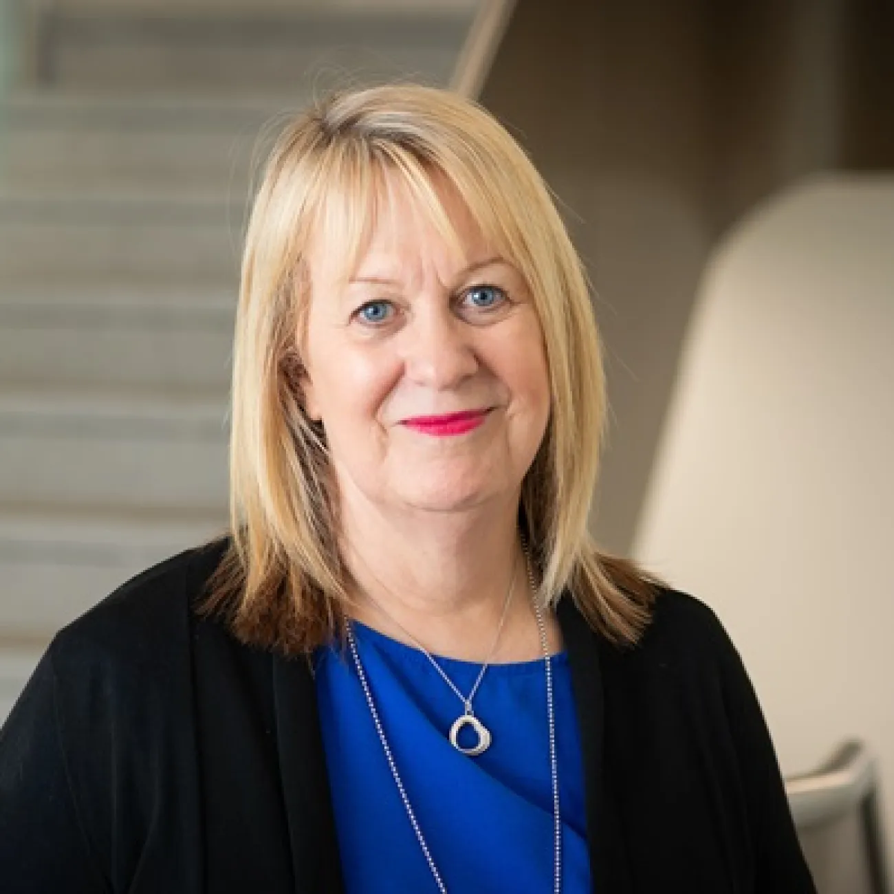 Mrs Susan Davies