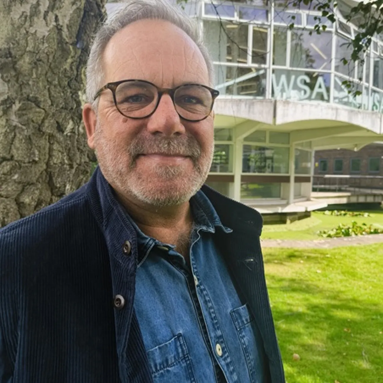 Mr Tim LeRoy