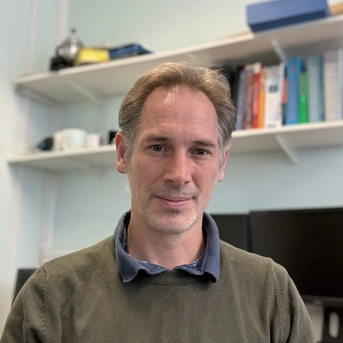 Professor William Tapper