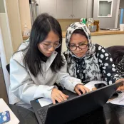 Music students Yujie and Yulin 