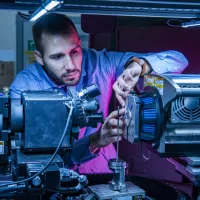 An engineering student using Mu-VIS X-ray imaging equipment